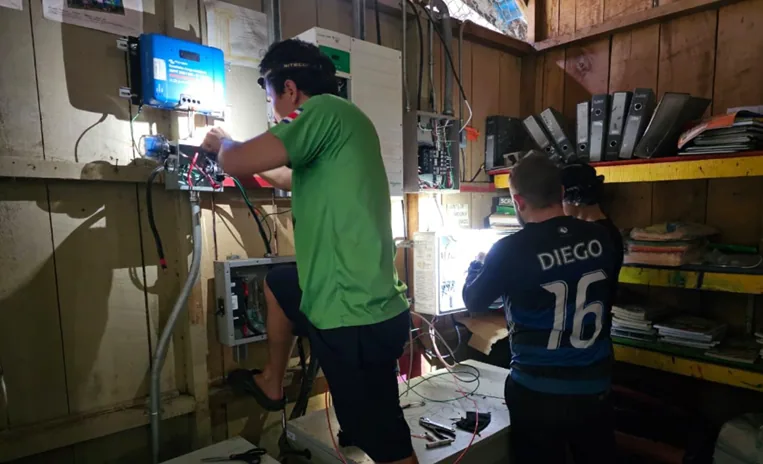 Instalación de equipos eléctricos en Bäyeiñak